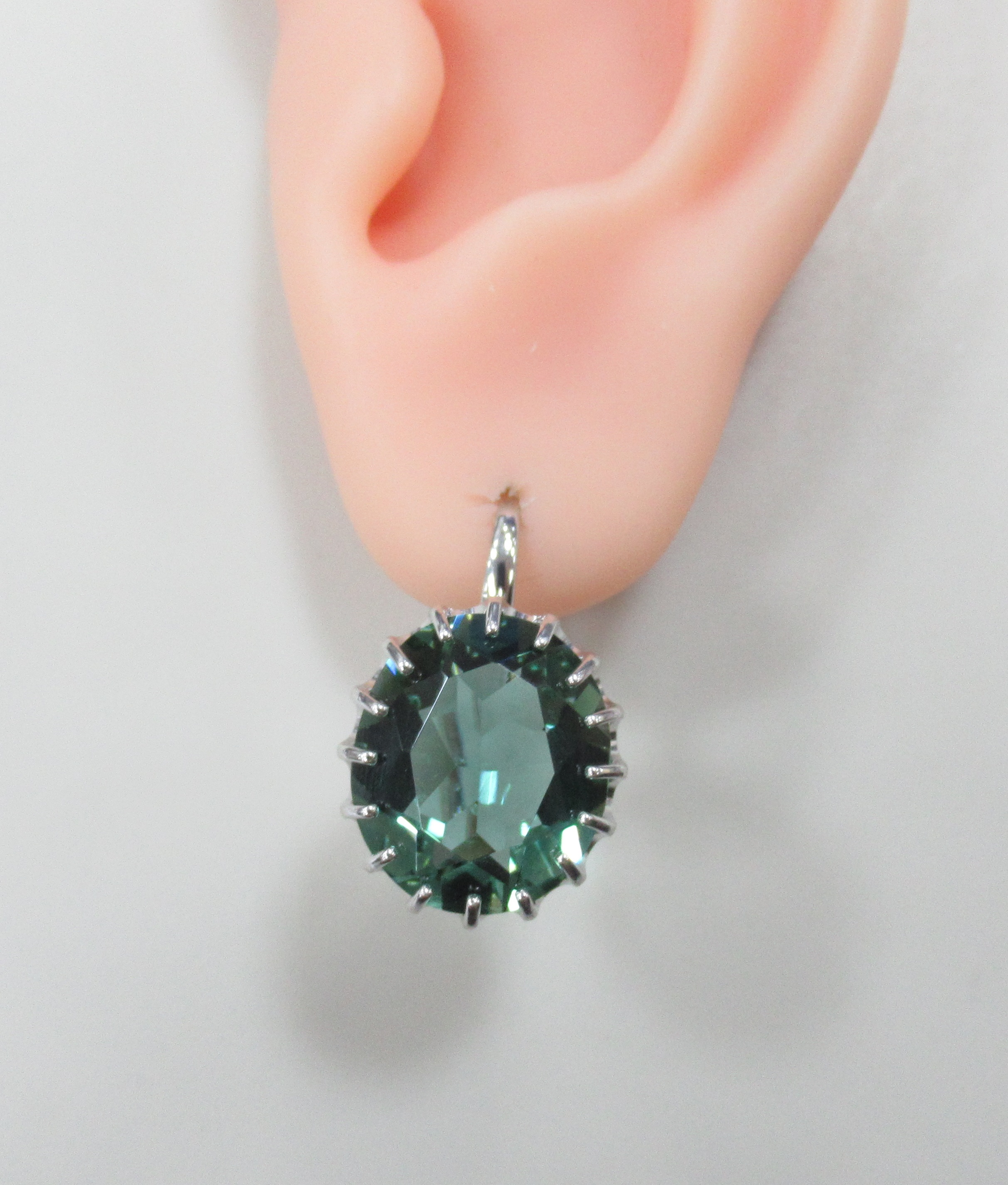 Серебряные серьги с празиолитами